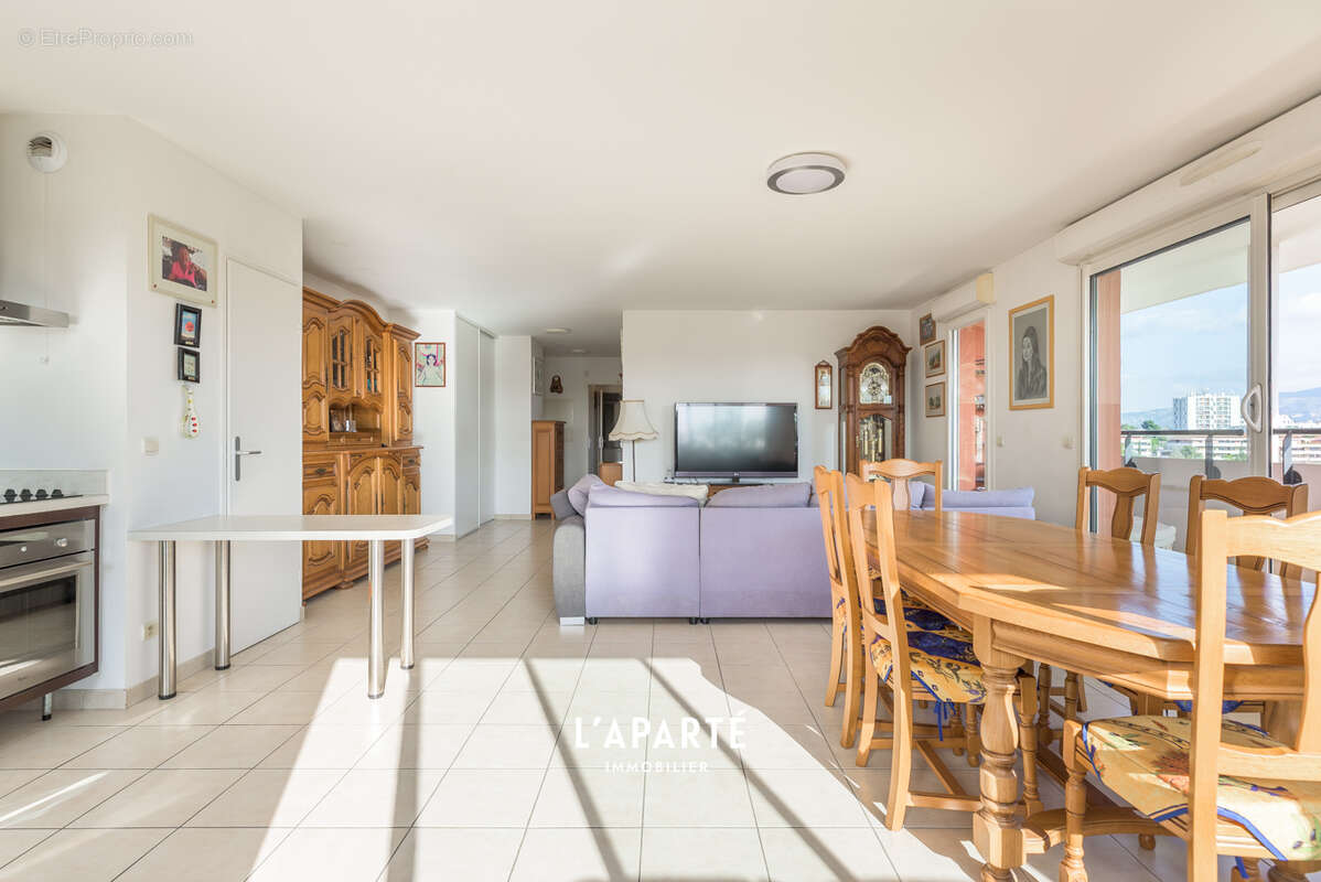 Appartement à MARSEILLE-13E