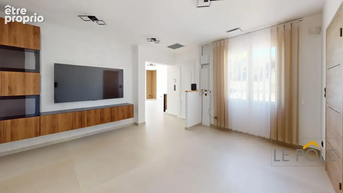 Charmante maison, plain-pied, entierement renovee sur une parcelle d'environ 1300m² - photo 4