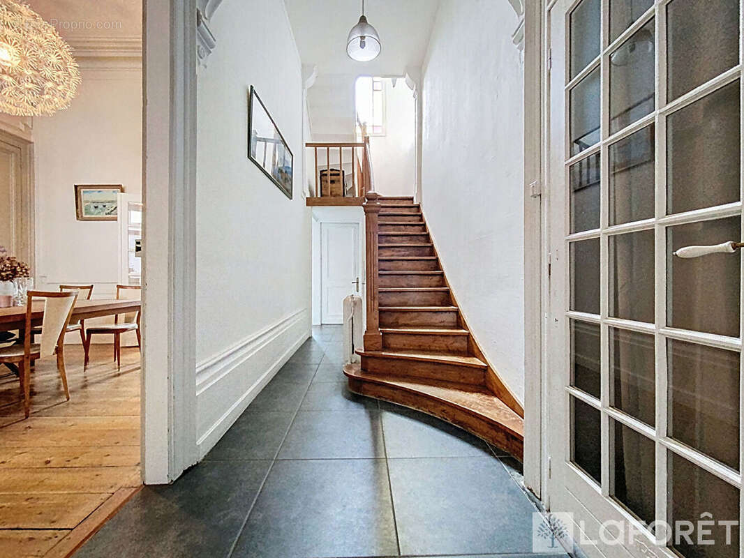 Maison à ARMENTIERES