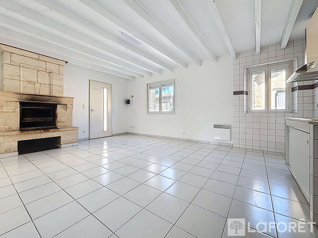 Maison à CEZAC