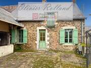 Maison à BEAULIEU-SUR-LAYON