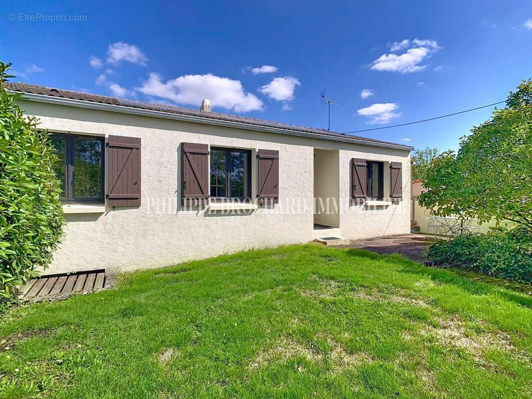 Maison à MAREUIL-SUR-LAY-DISSAIS