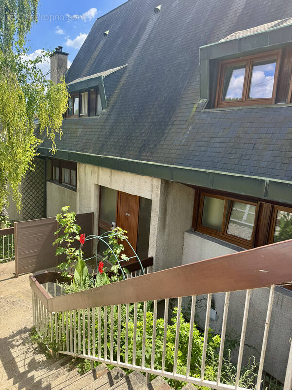 Appartement à HARDRICOURT