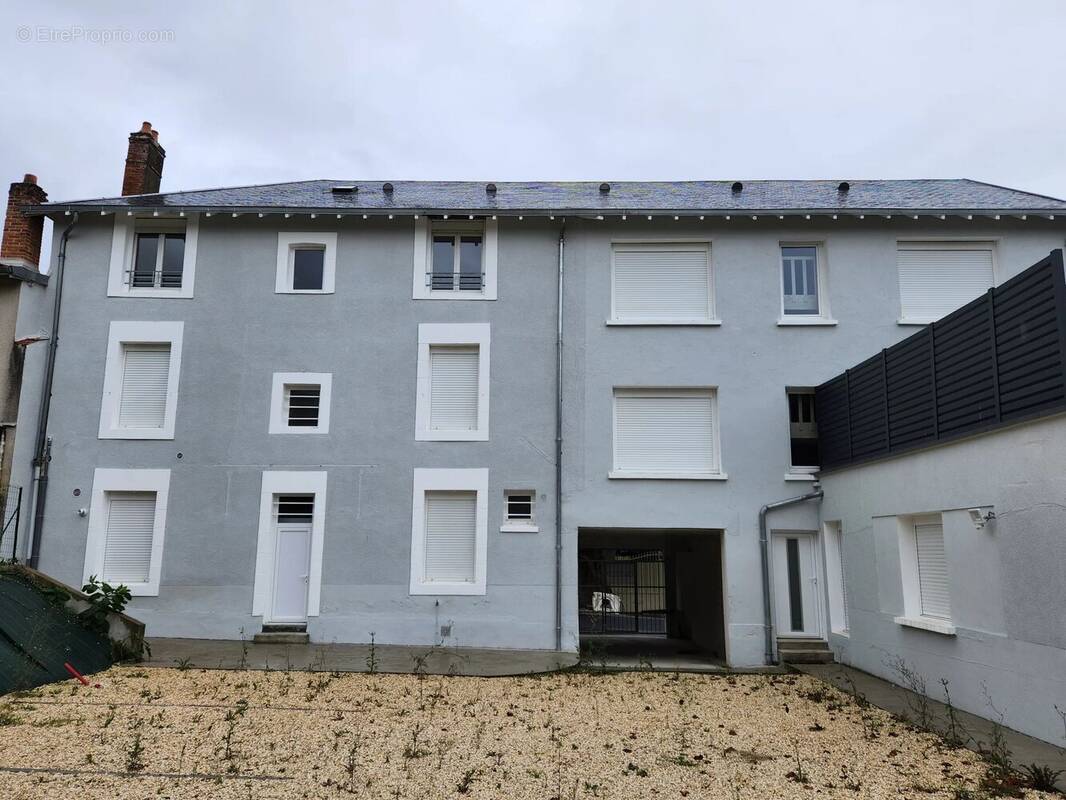 Appartement à SAINT-JUNIEN