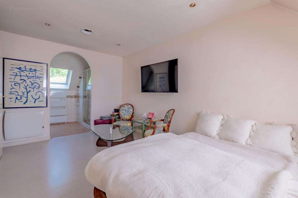 Maison à SOISY-SUR-SEINE