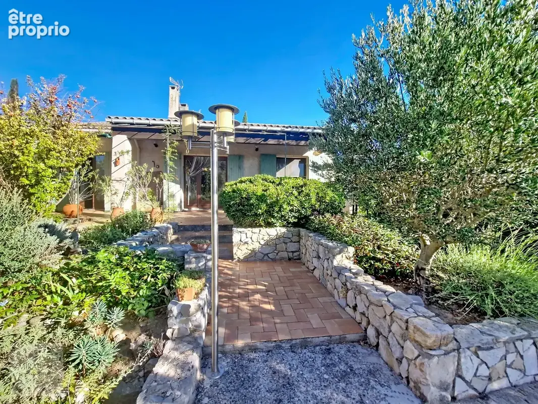 Maison 7 pièces 145 m² à vendre à Pertuis (84120) - photo 2