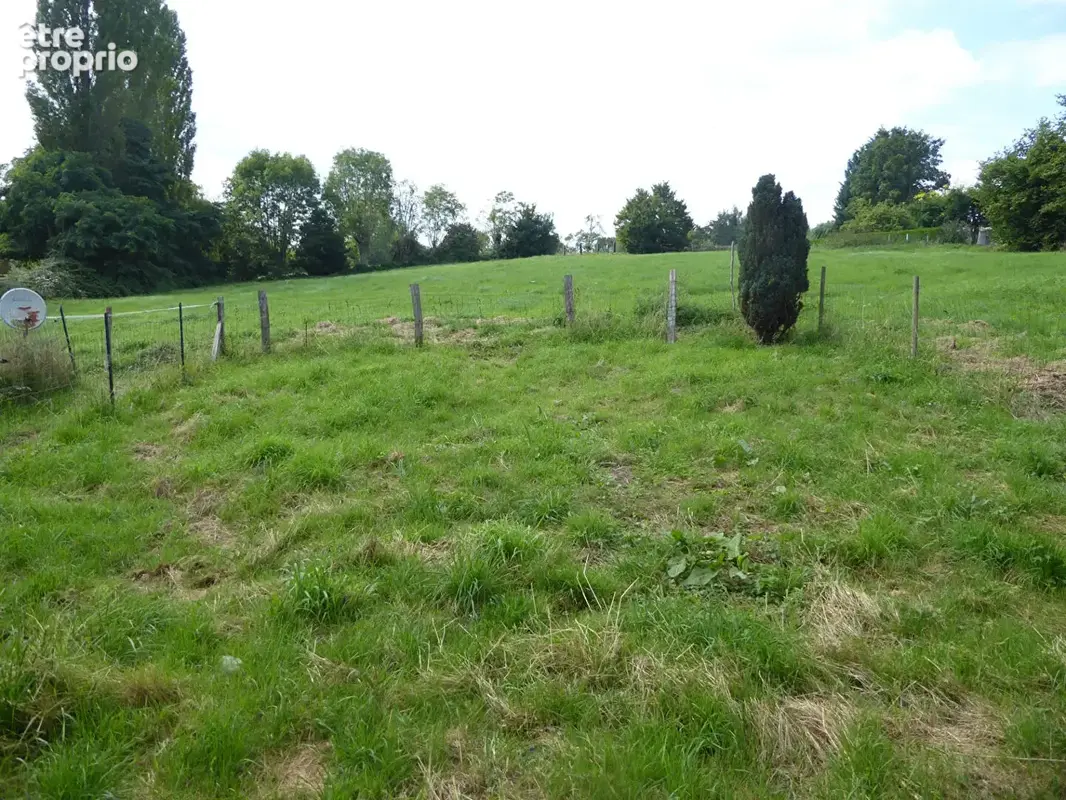 immeuble de rapport de 3 logements loués, terrain 5105 m² dont 3700 m² constructibles - photo 2