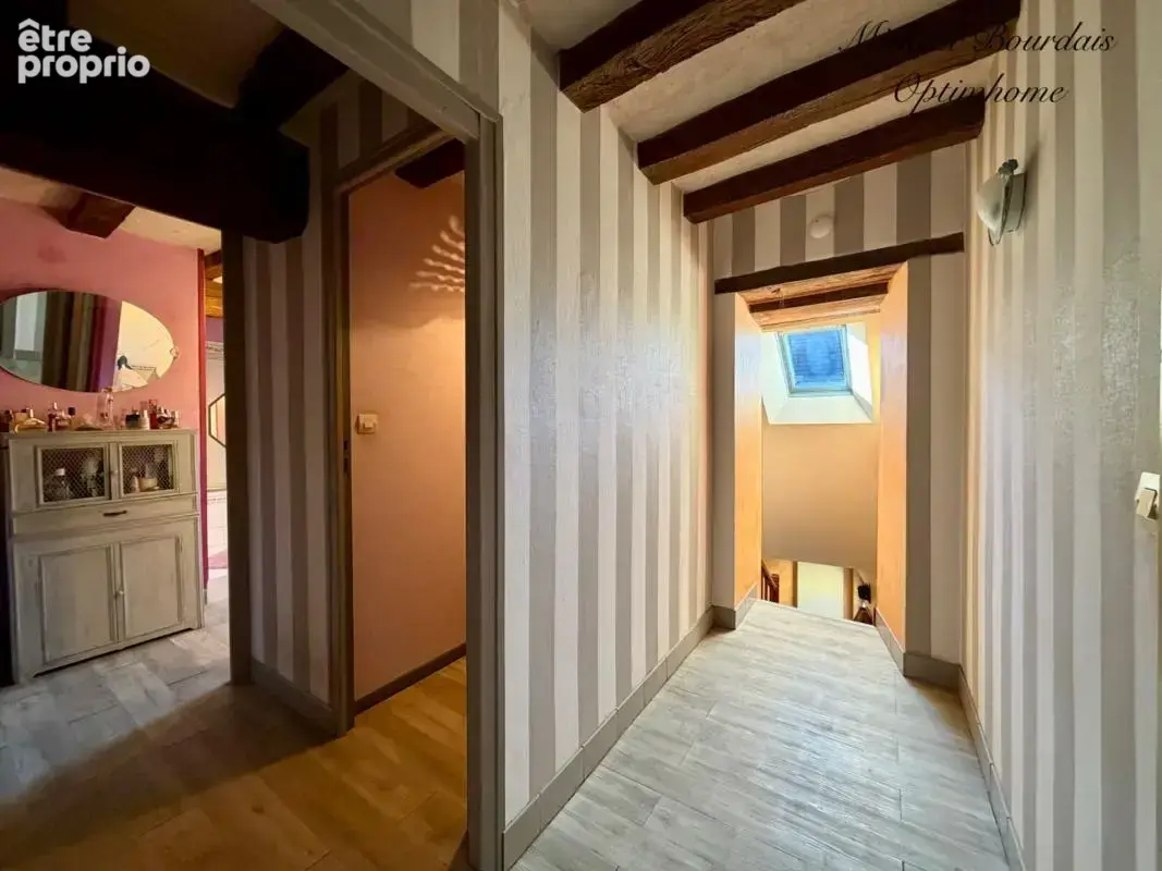 Maison de charme rénovée – 3/4 chambres – Bureau indépendant – Terrain clos – Le Lude - photo 11