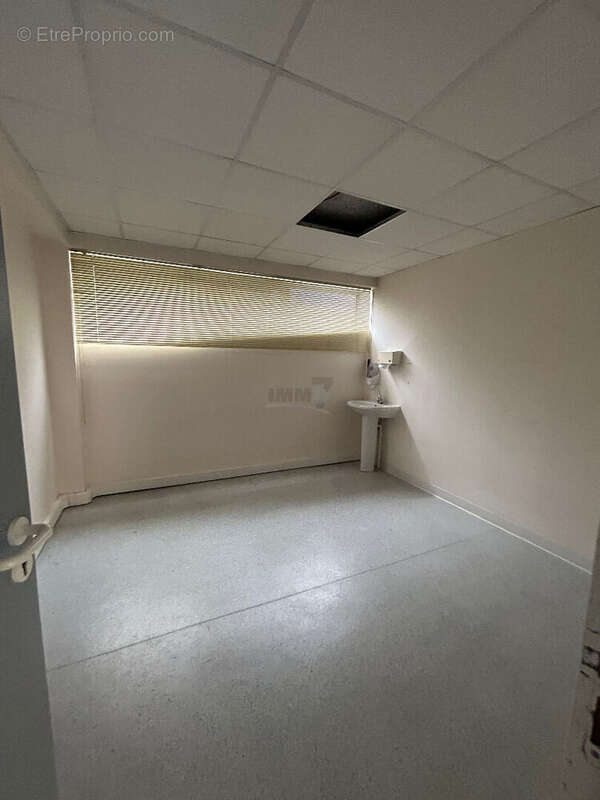 Commerce à LIZY-SUR-OURCQ