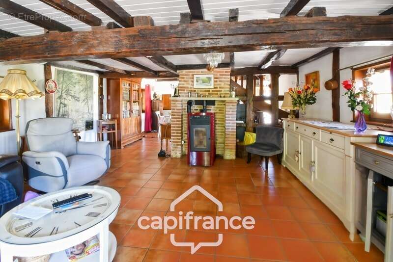 Ferme bressane typique entièrement rénovée SAILLENARD (71), proche LONS LE SAUNIER (39) et LOUHANS (71) - photo 3