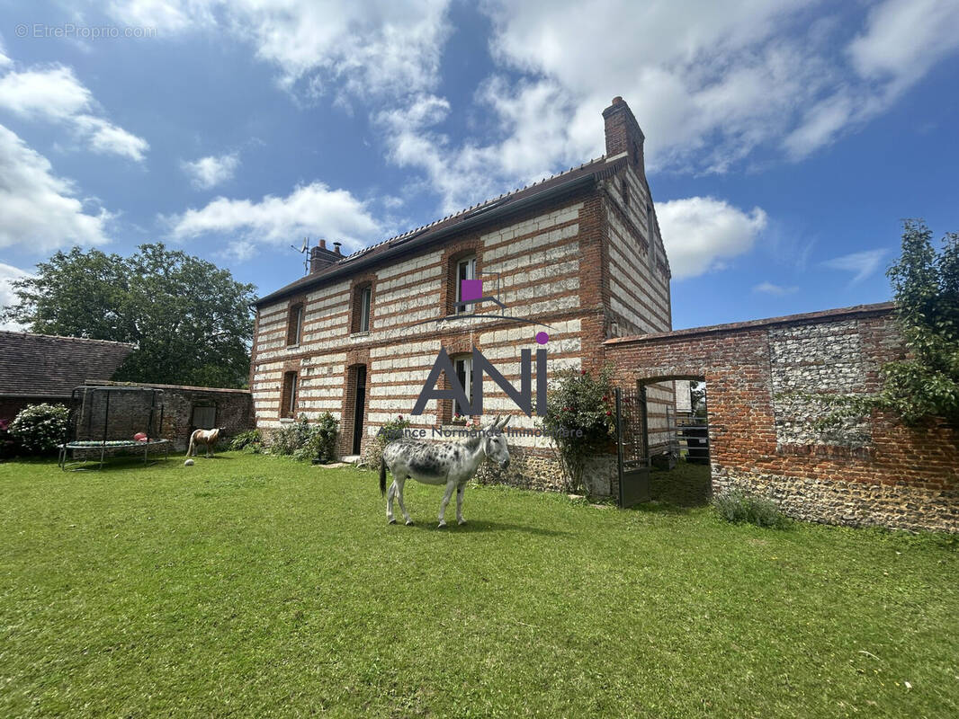 Maison à ARQUES-LA-BATAILLE