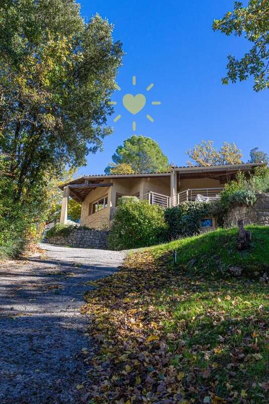BARGEMON :  Villa Contemporaine- 6 pièces avec piscine chauffée - photo 29
