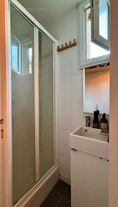 Appartement à LEVALLOIS-PERRET