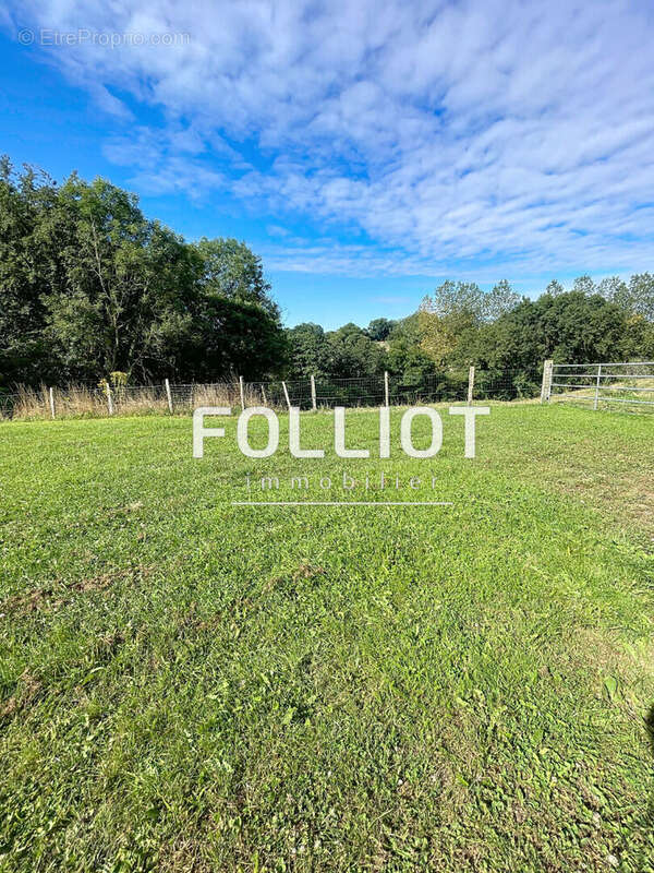 Maison à AUNAY-SUR-ODON