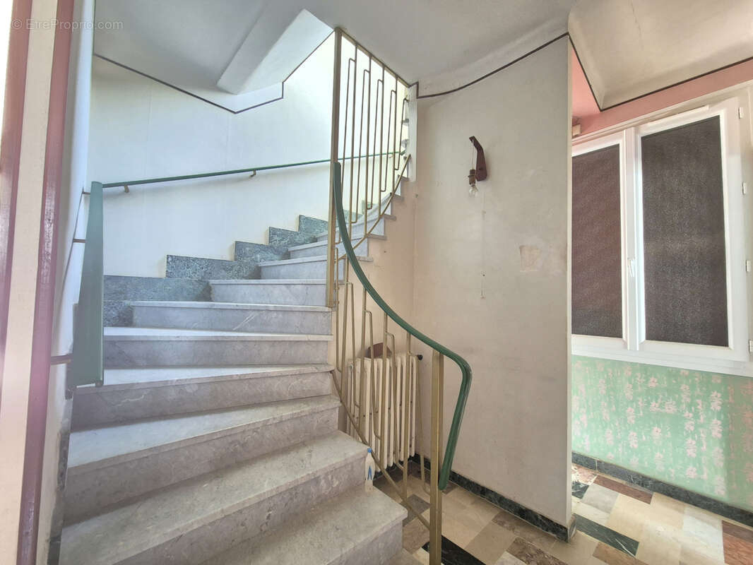 Maison à HYERES