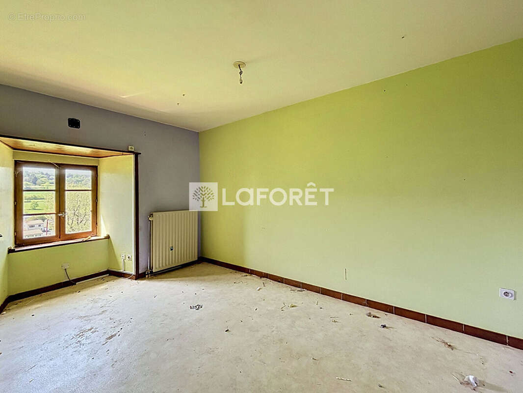 Appartement à POLIGNAC