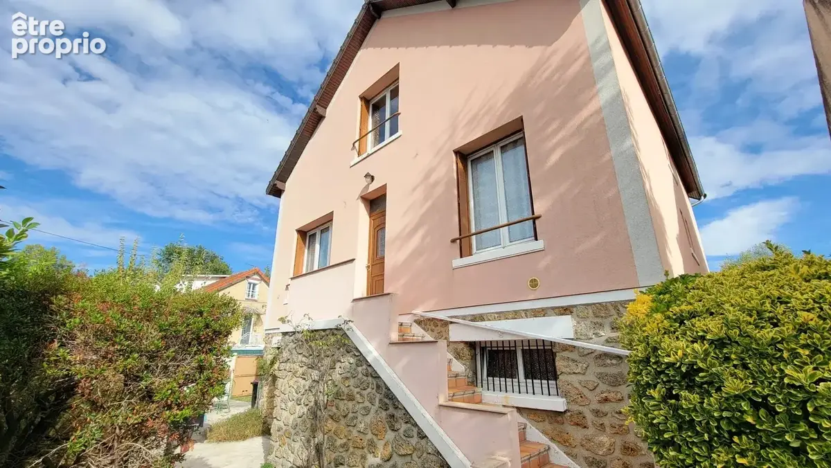 Maison Base Meulière de 163m2 Utiles et 5 pièces – Chelles 8 Minutes Gare - photo 2