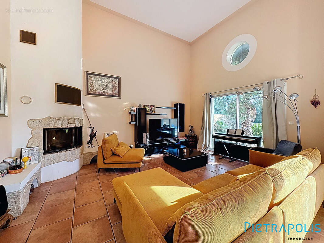 Maison 140 m² à Rieussec  - photo 6