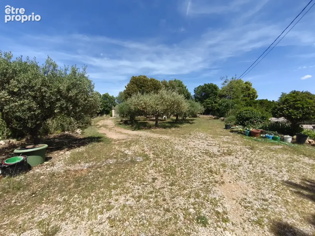 Flassans-sur-issole   terrain plein sud • 575 m2 • au calme - photo 3