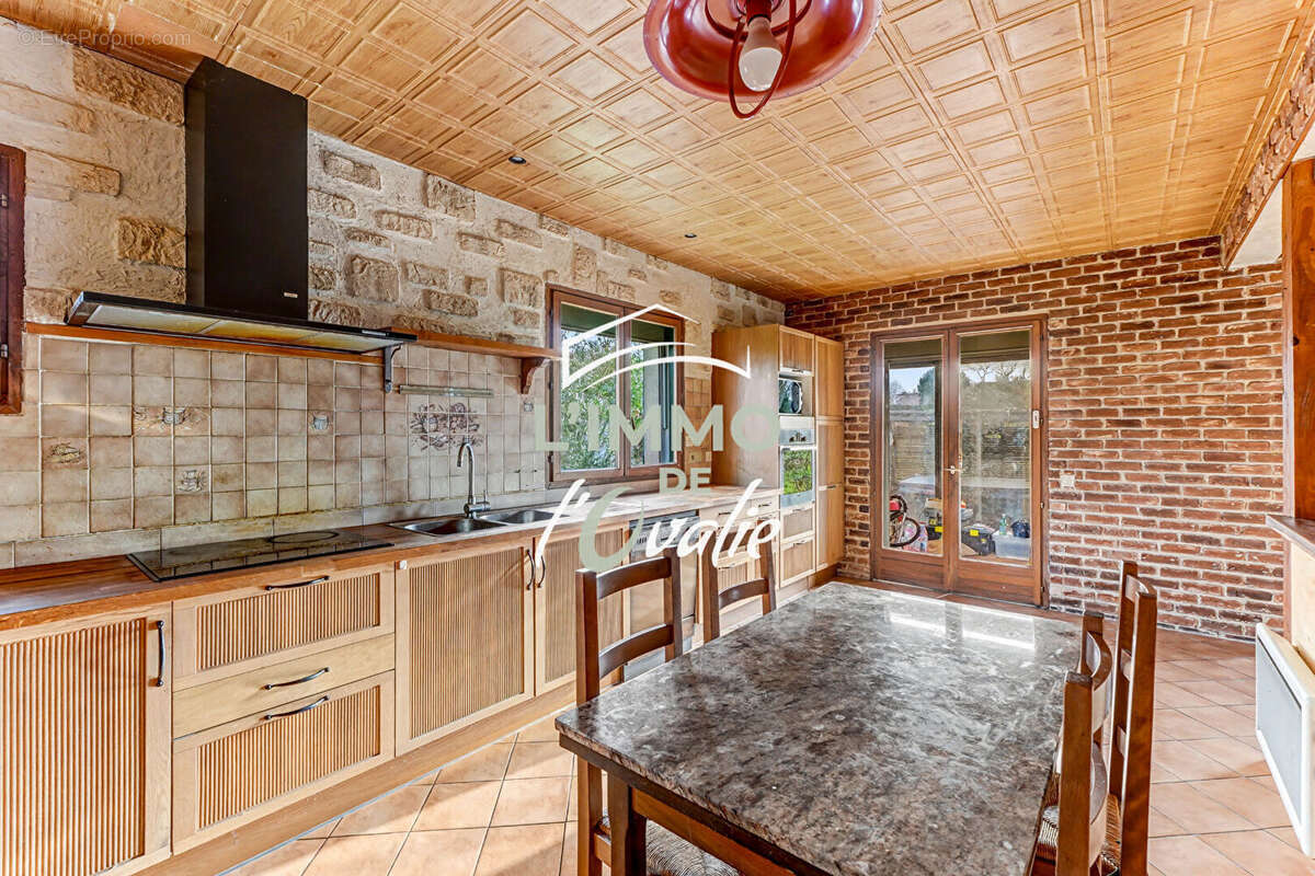 Maison à SAINT-RUSTICE