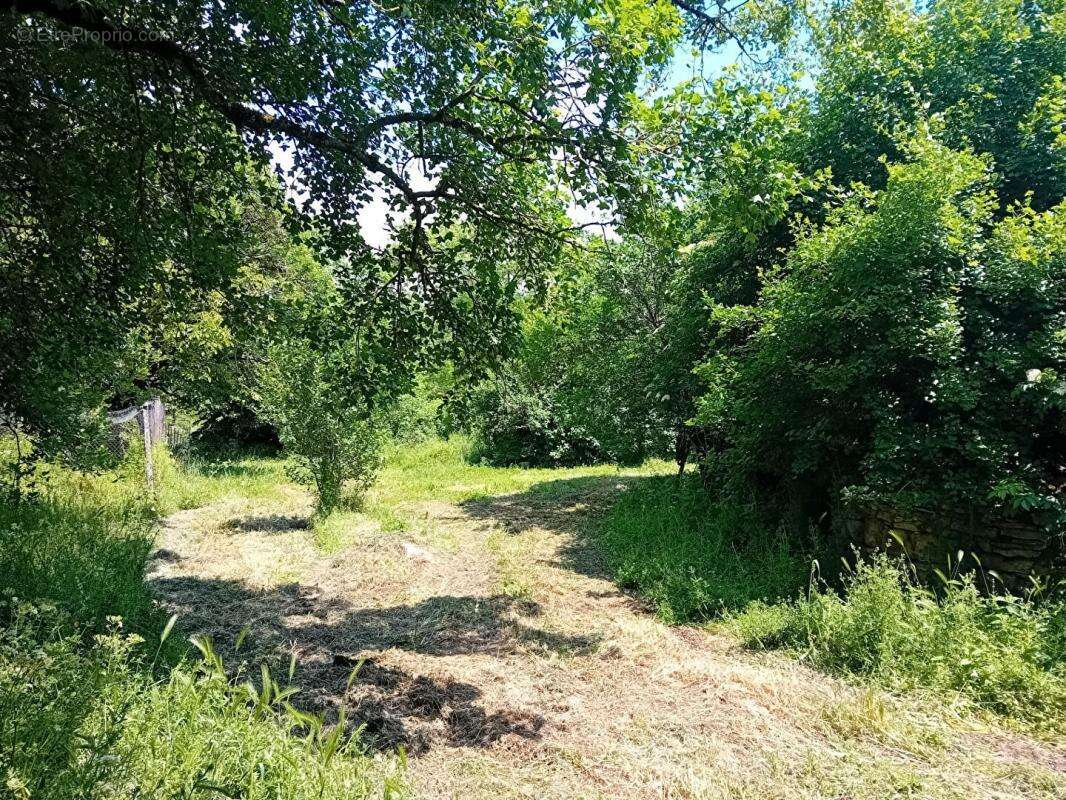 Maison à LIMOGNE-EN-QUERCY
