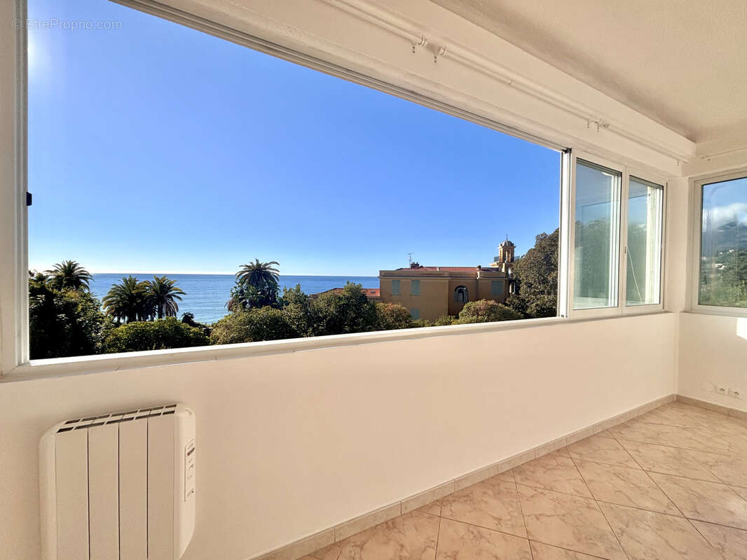 Appartement à MENTON