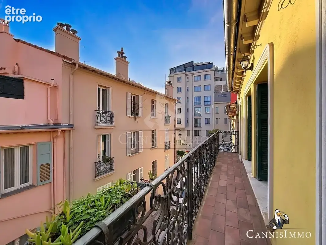 Cannes vieux port - loft 3 pieces terrasse vue mer - photo 10