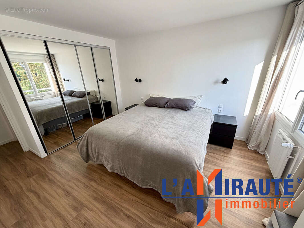 Appartement à SARTROUVILLE