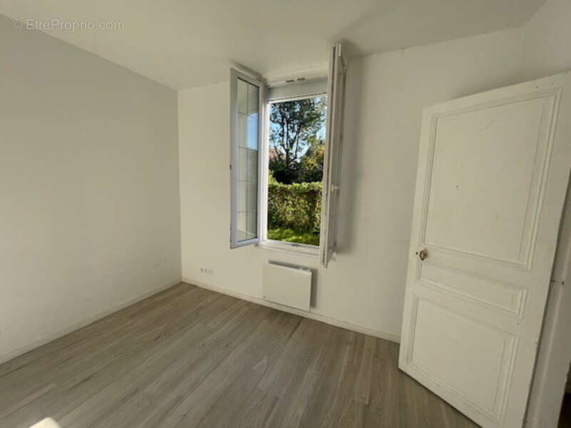 Appartement à CERNY