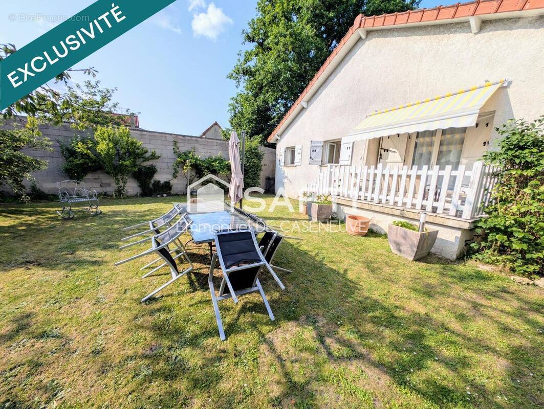 Photo 1 - Maison à LIVRY-GARGAN
