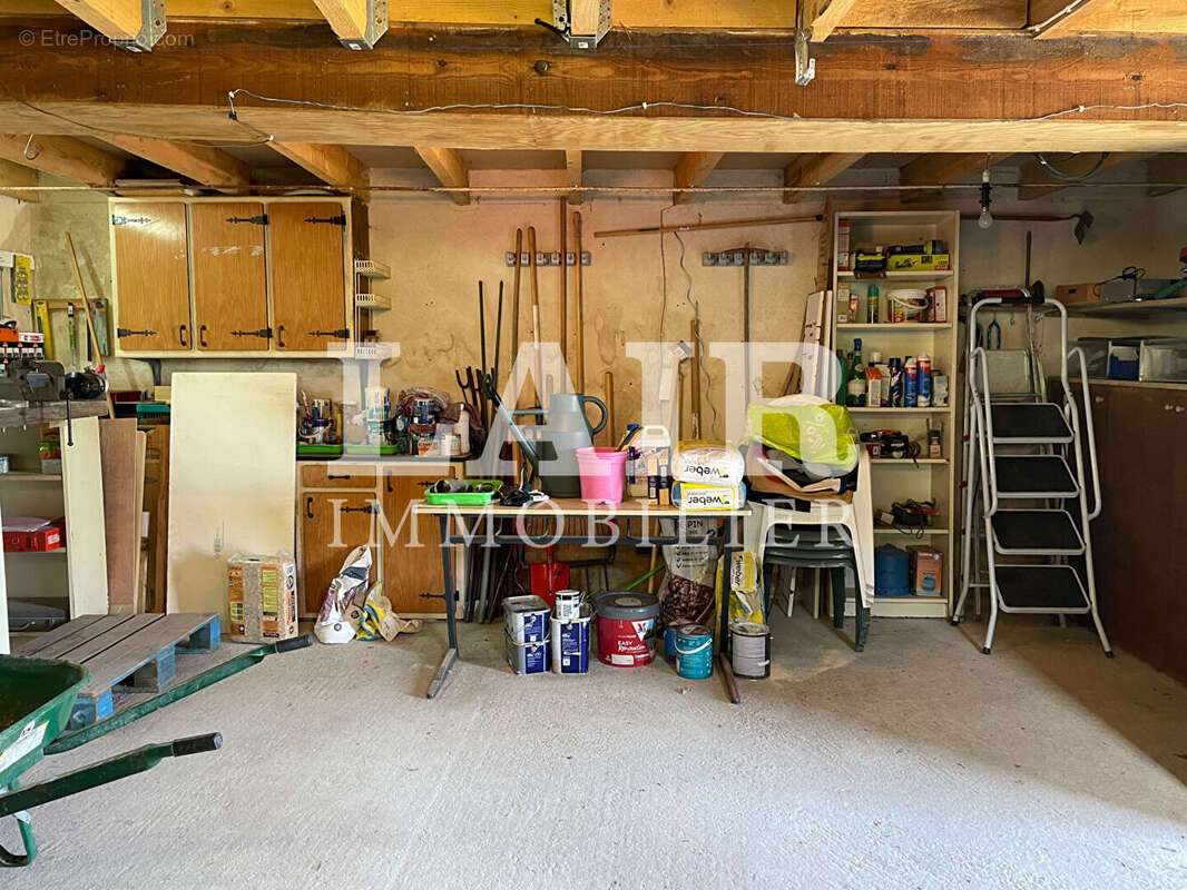 Maison à LE MELE-SUR-SARTHE