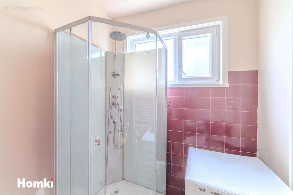 Appartement à REYRIEUX