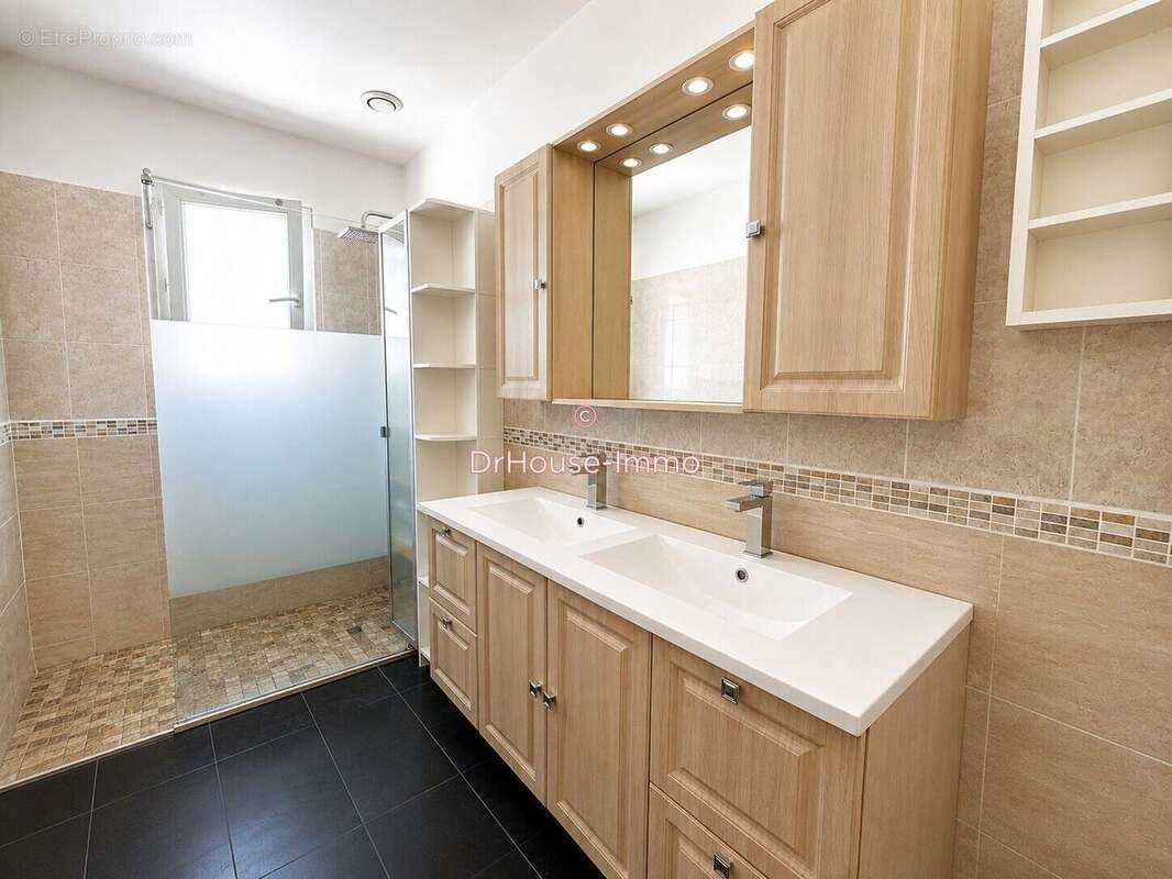 Maison 107 m² à Marsac-Sur-L'isle  - photo 6