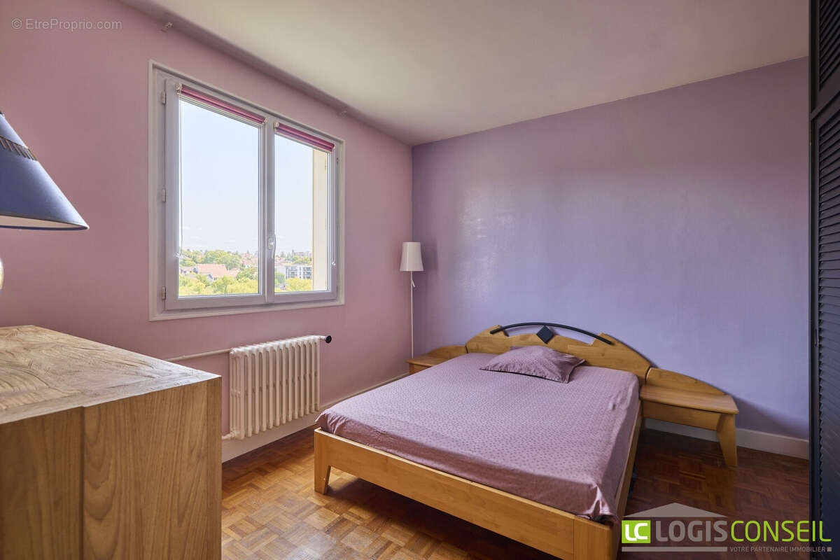 Appartement à BOURG-LA-REINE