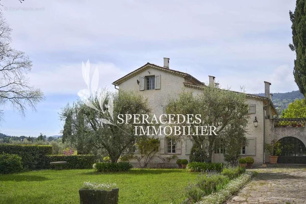 Maison à PEYMEINADE