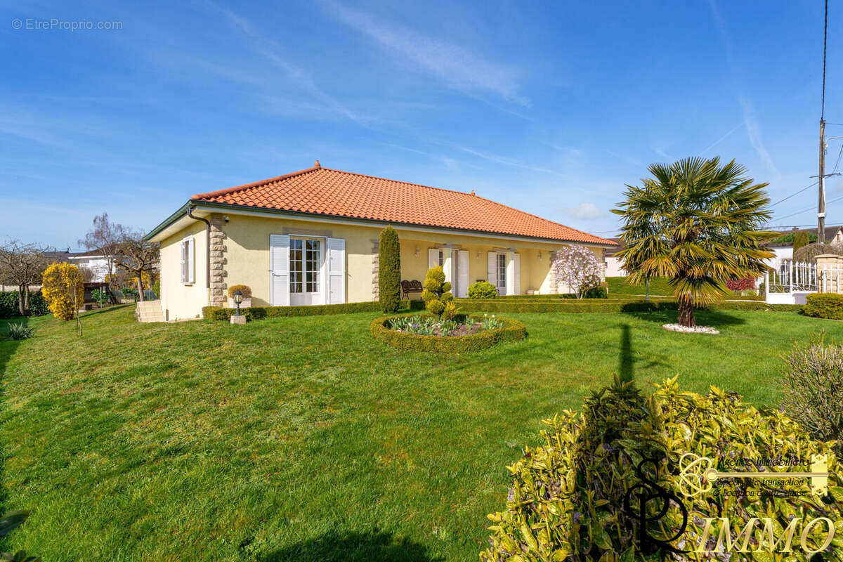 Maison à SAINT-VALLIER