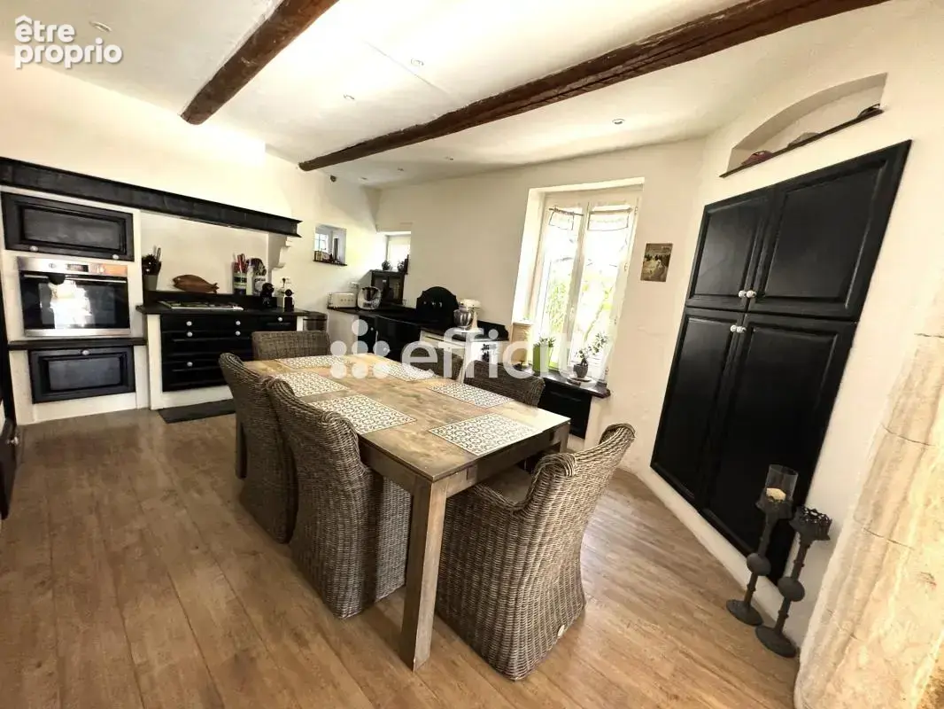 Maison 7 pièces 166 m² à vendre à Orange (84100) - photo 10