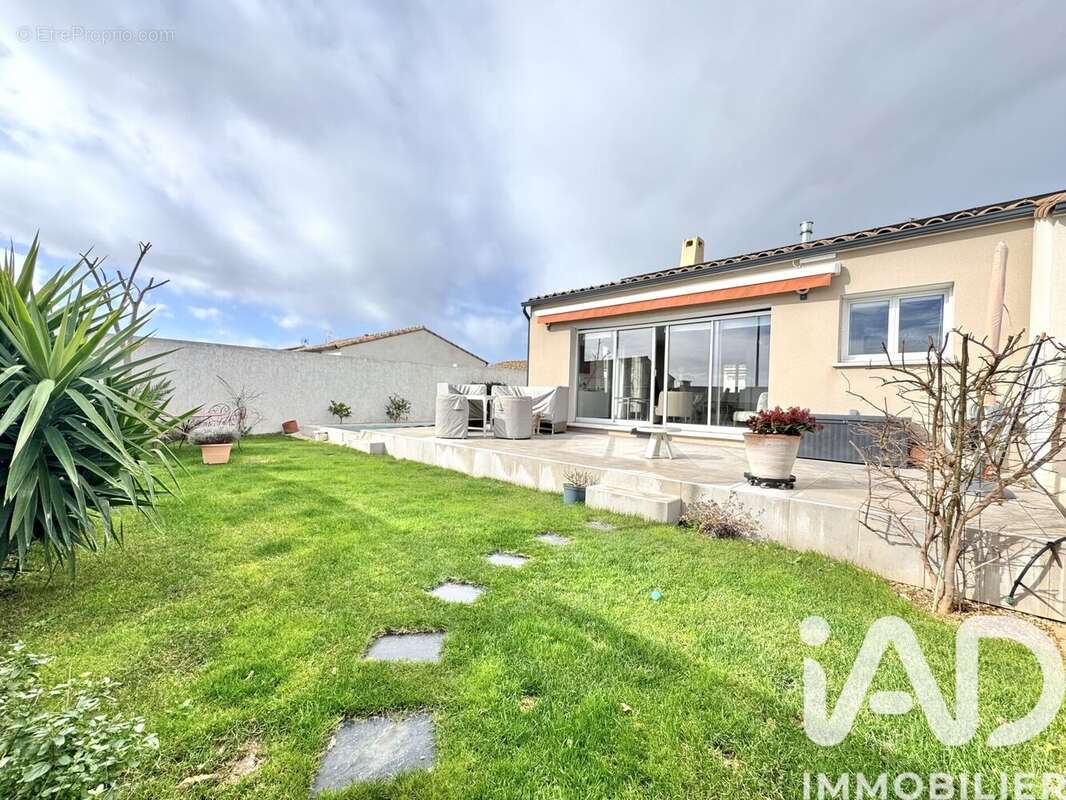 Photo 3 - Maison à SAINT-GILLES