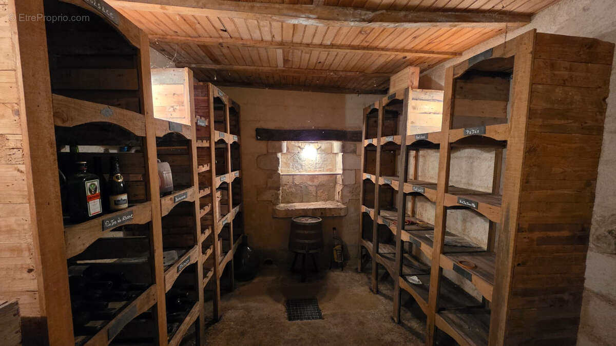 Maison à LENCLOITRE