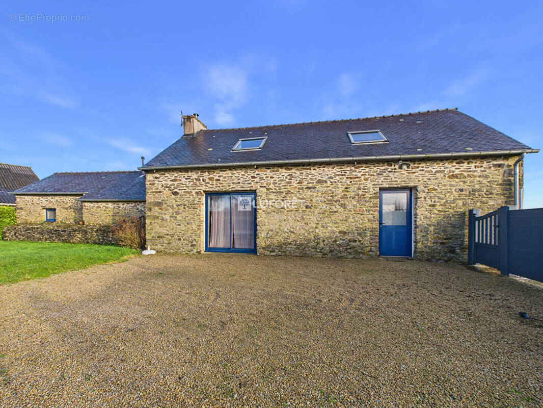 Maison à PLEYBEN