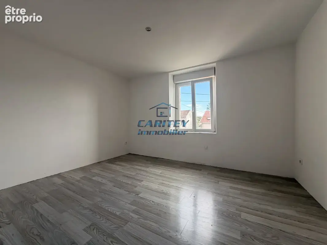 Maison de village   5 chambres   Terrain clos de 255 m2   Saint-Sauveur - photo 10