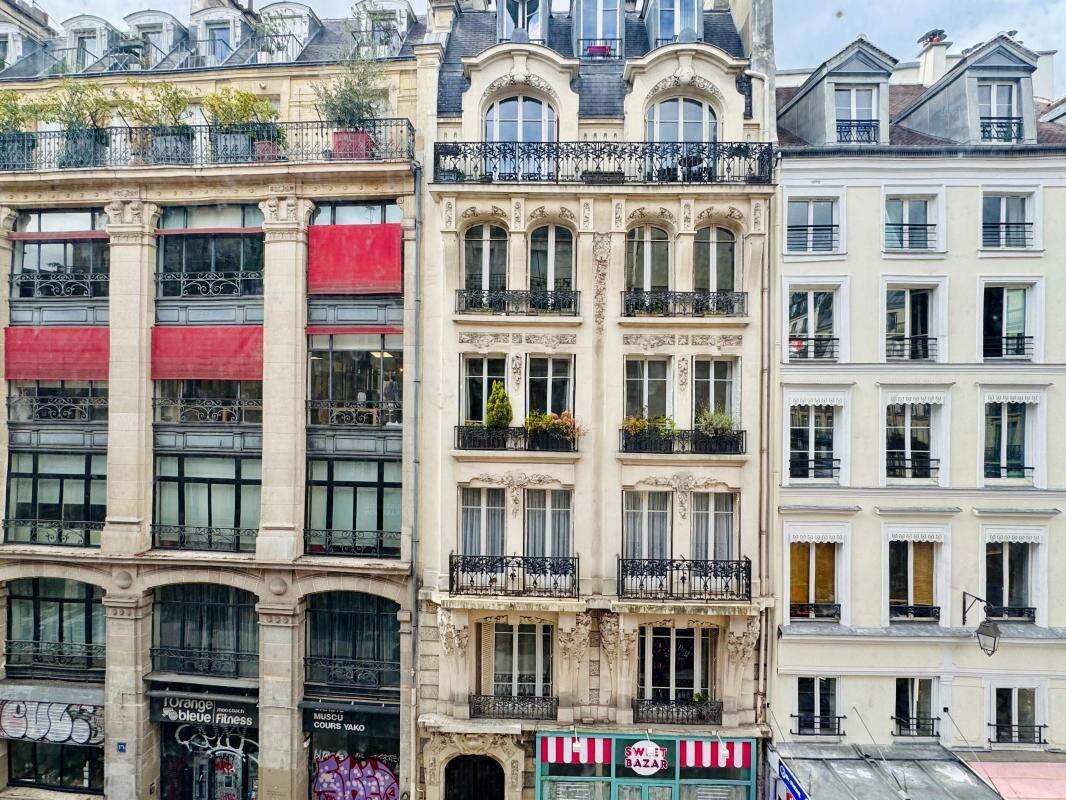 Commerce à PARIS-1E