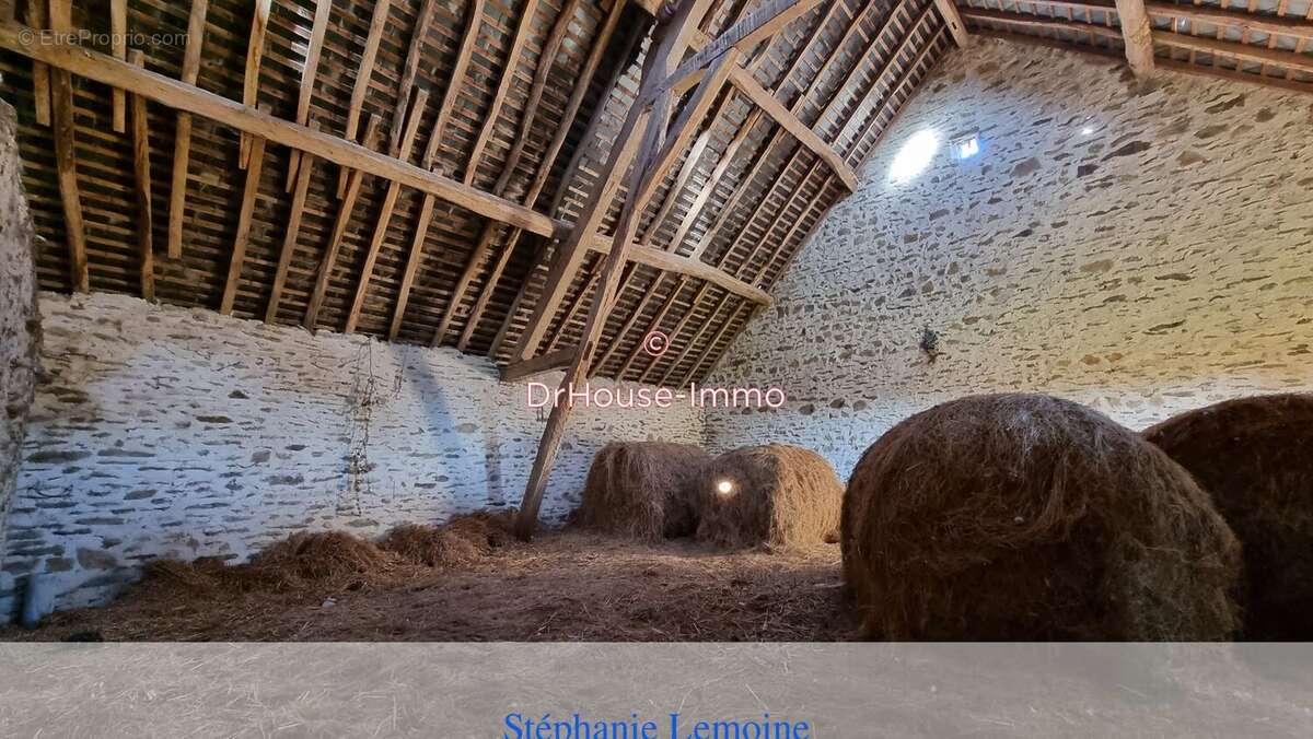 110 m² à Moutier-Malcard  - photo 18
