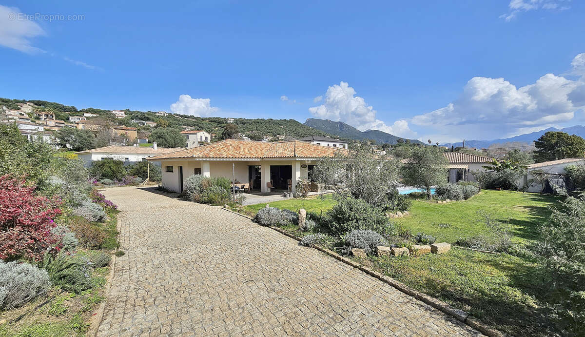 Maison à BASTELICACCIA