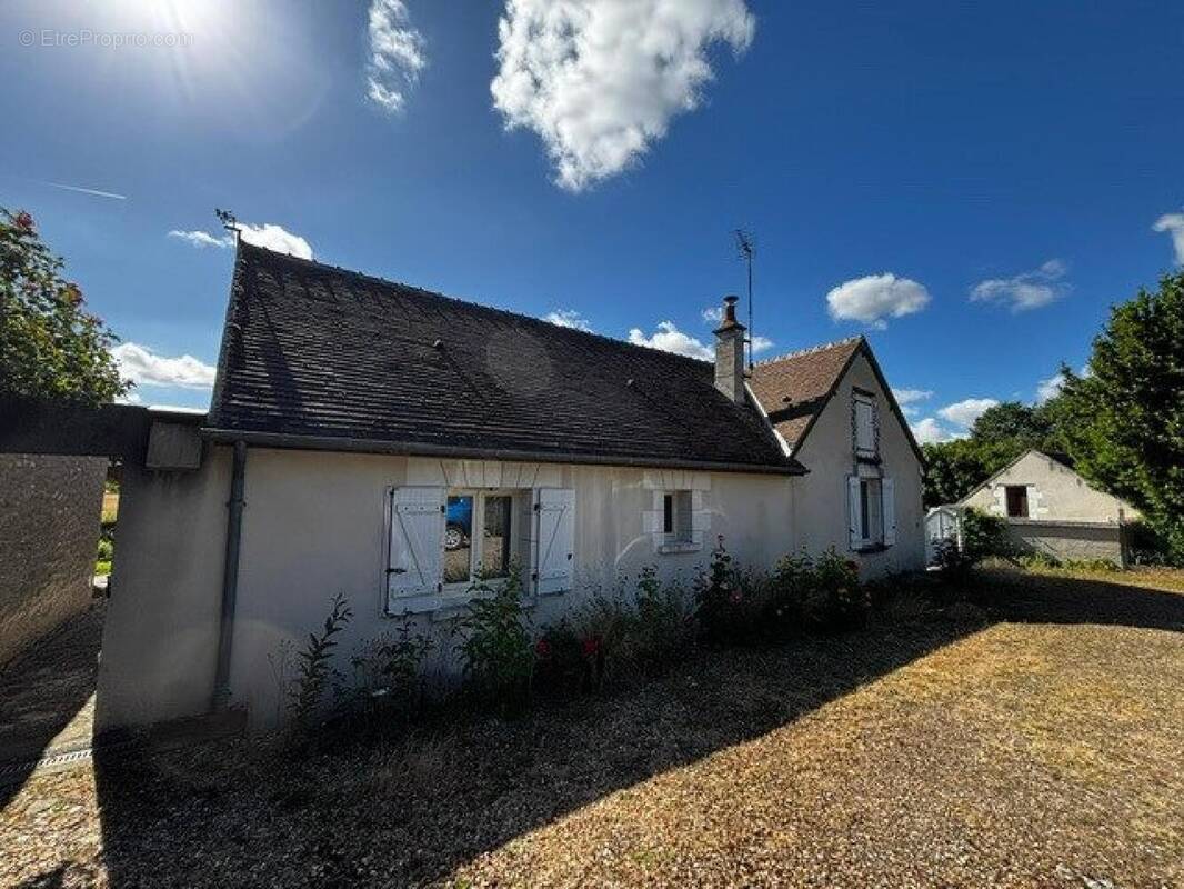 Photo 1 - Maison à SENNEVIERES