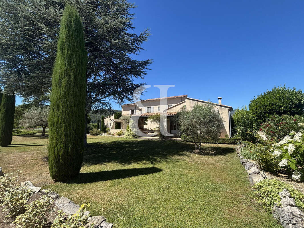 Maison à VAISON-LA-ROMAINE