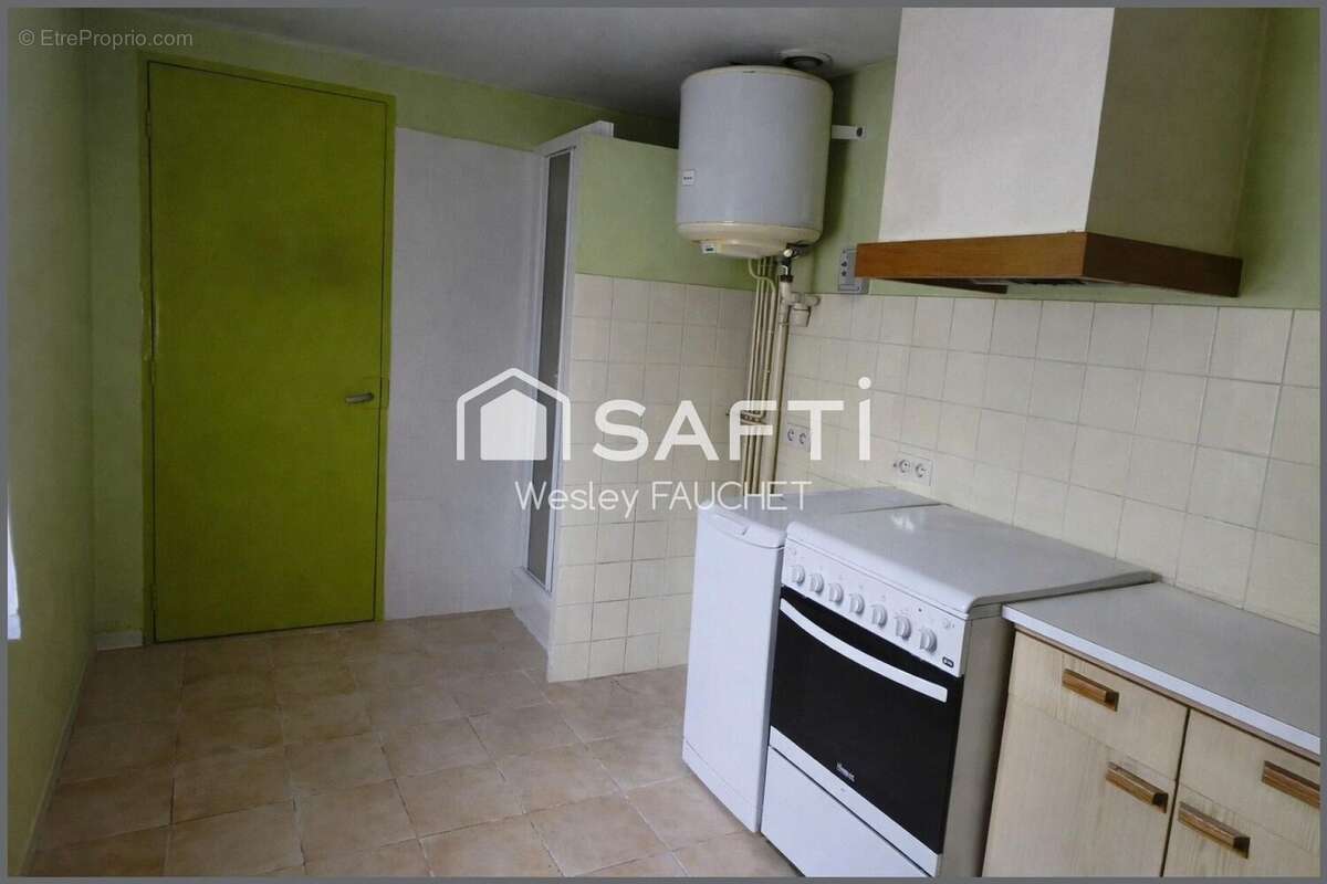 Photo 9