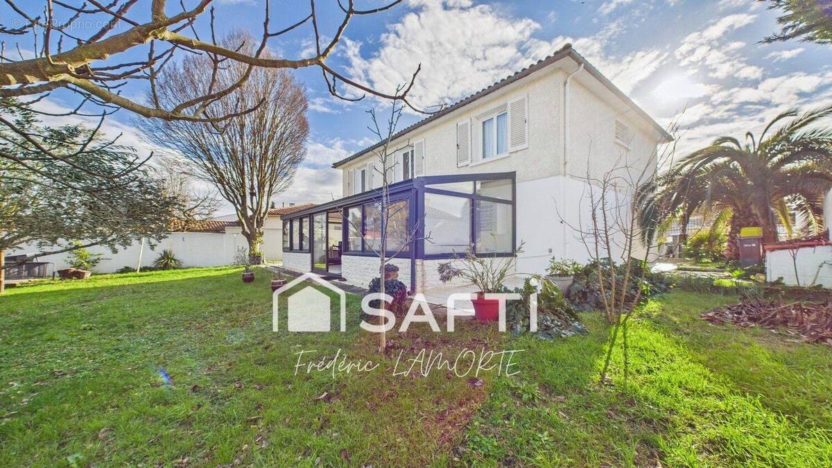 Photo 1 - Maison à SAINTE-SOULLE