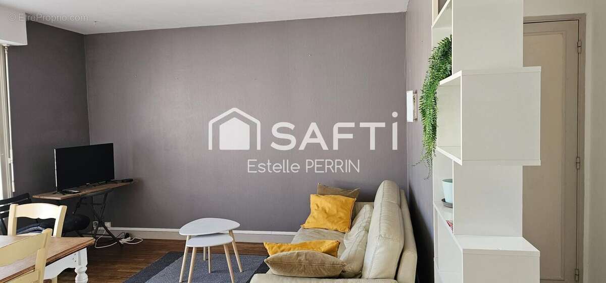 Photo 3 - Appartement à RUELLE-SUR-TOUVRE