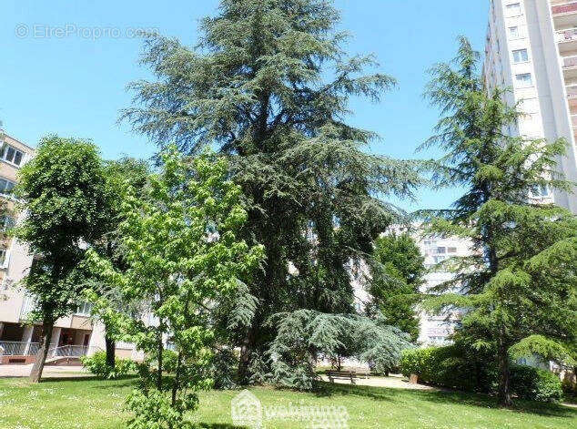 Appartement à THIAIS